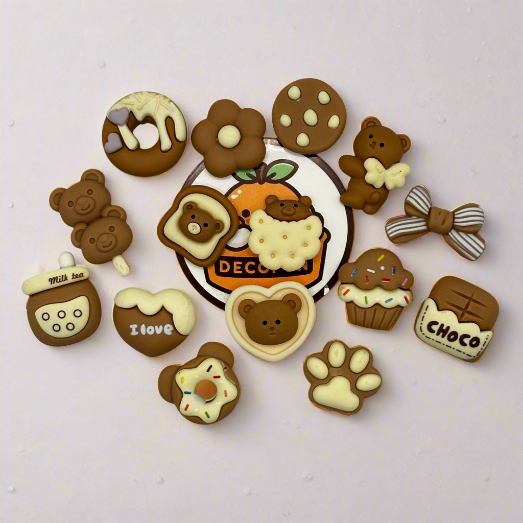 Colorful Charm Sets